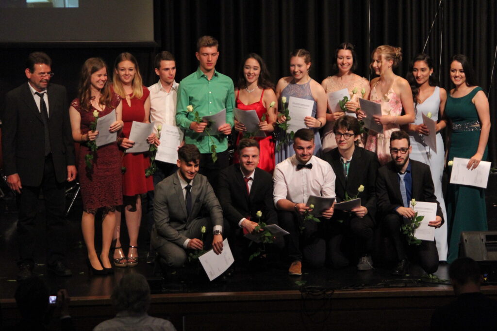 img-start-04 svg+xml;charset=utf