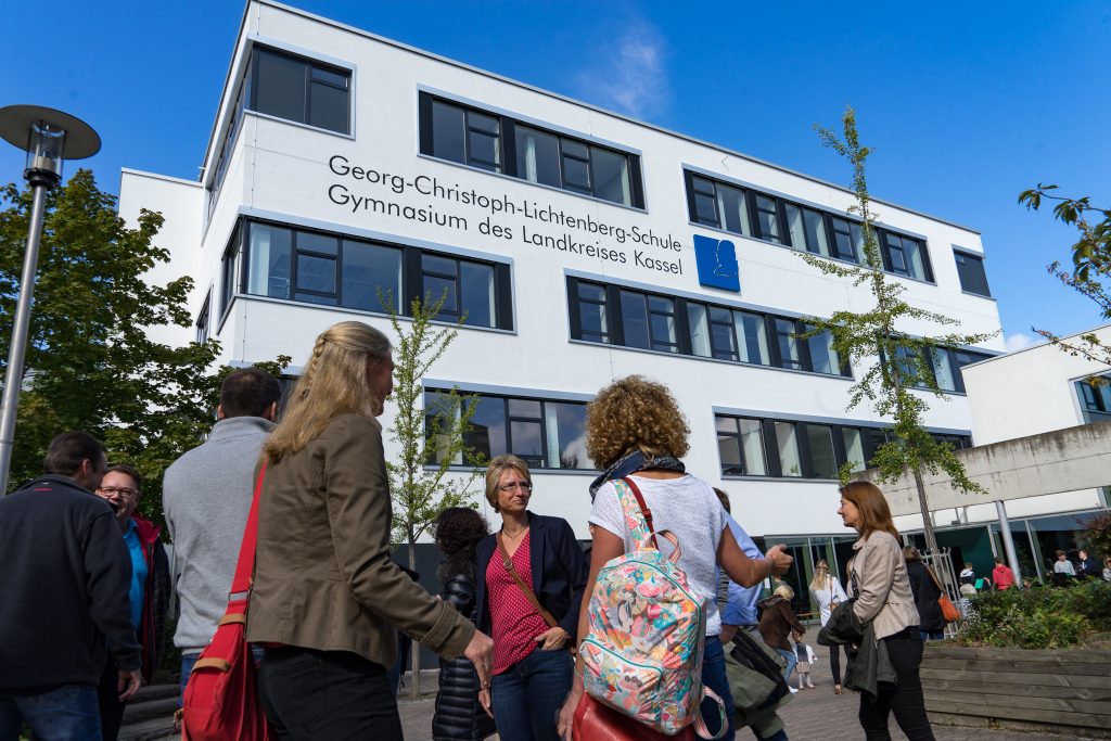 Ehemaligentreffen2017_2 svg+xml;charset=utf