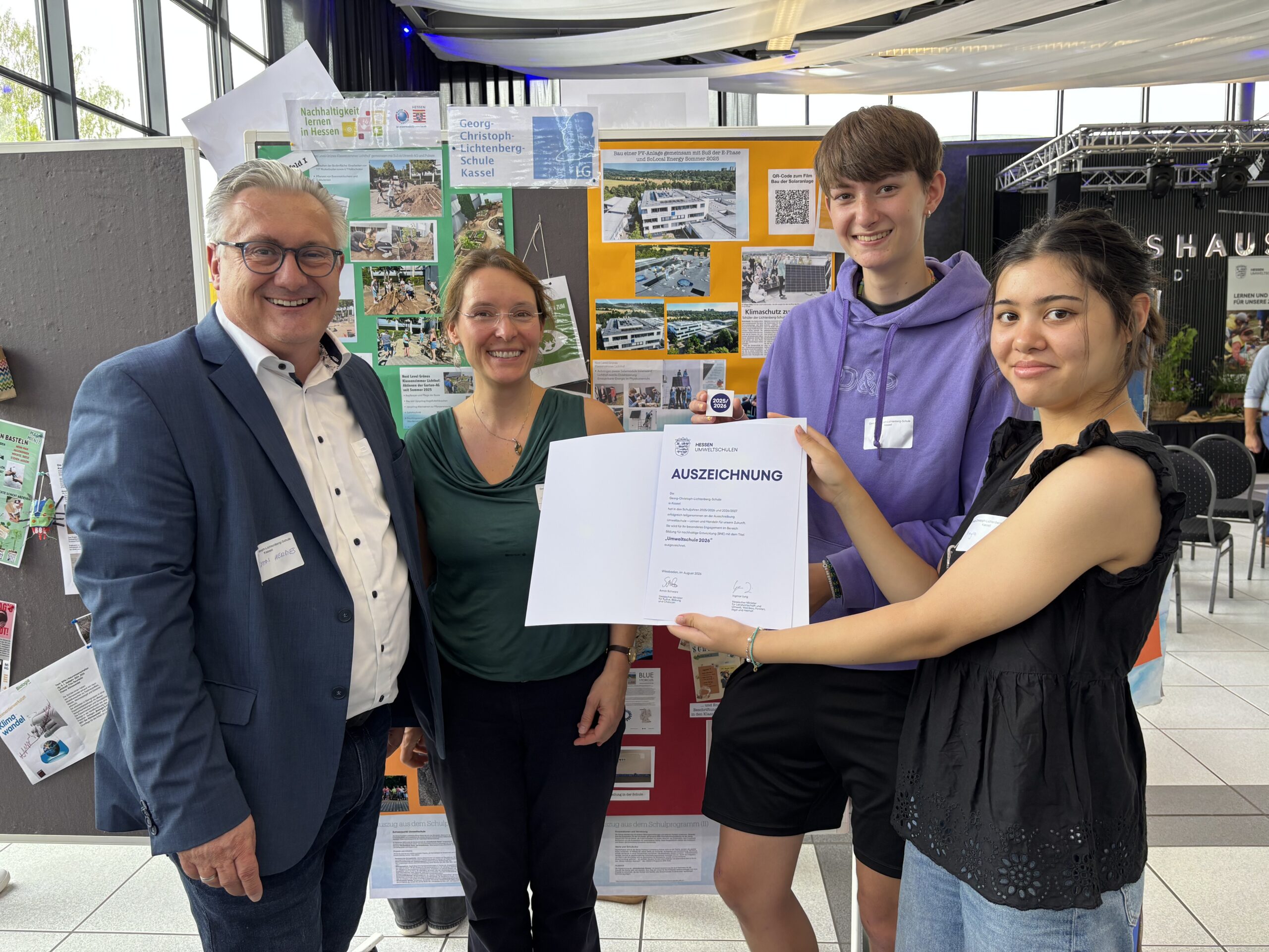 Gelebtes Engagement für Nachhaltigkeit: das LG ist wieder „Umweltschule Hessen“ 2 US4 scaled